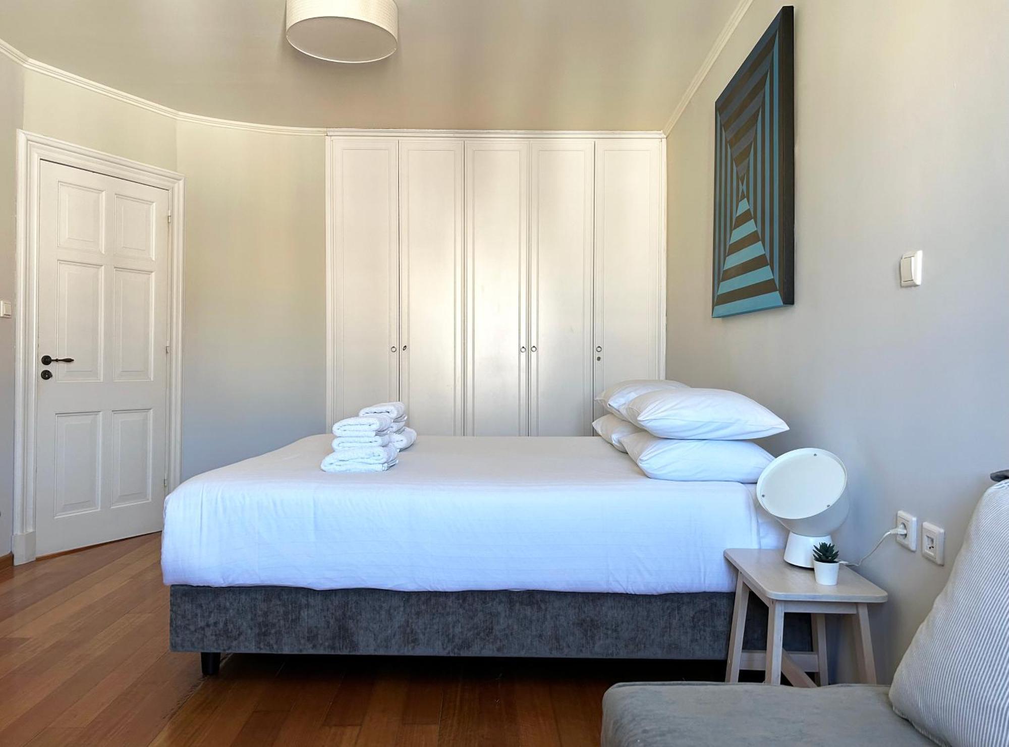 "San Giacomo Square Apt." In The Heart Of Old Town Corfu  외부 사진