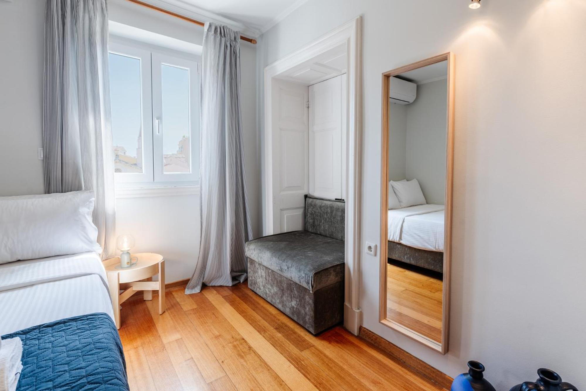 "San Giacomo Square Apt." In The Heart Of Old Town Corfu  외부 사진