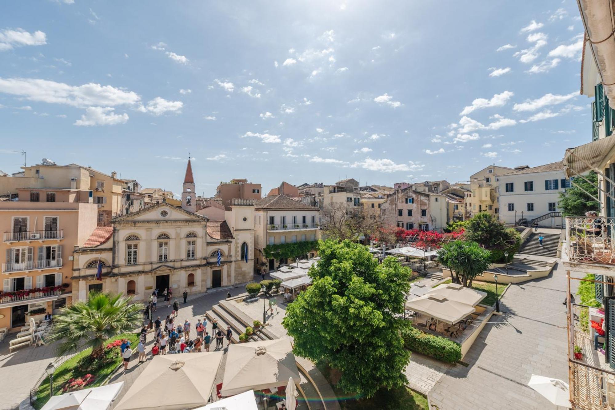 "San Giacomo Square Apt." In The Heart Of Old Town Corfu  외부 사진