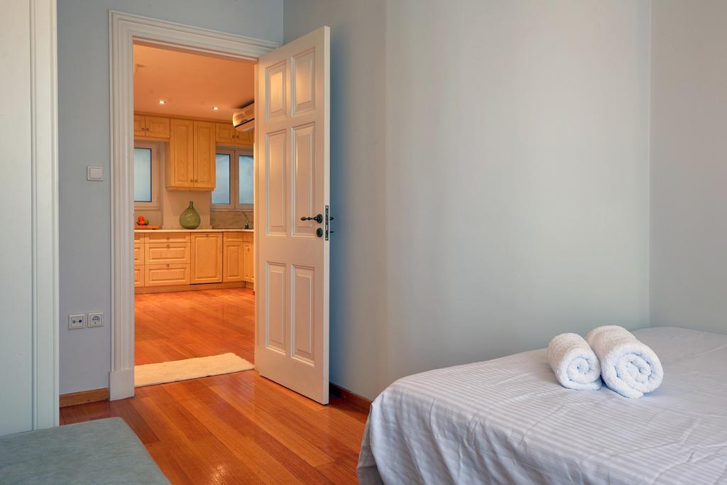 "San Giacomo Square Apt." In The Heart Of Old Town Corfu  외부 사진