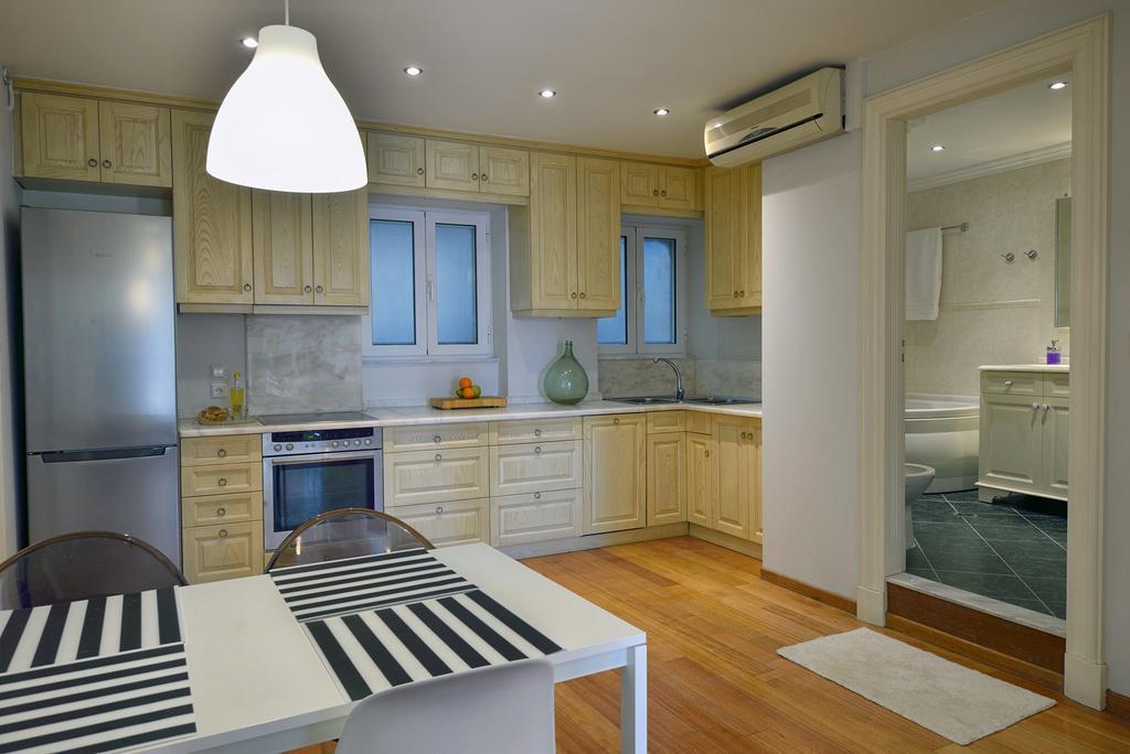 "San Giacomo Square Apt." In The Heart Of Old Town Corfu  외부 사진